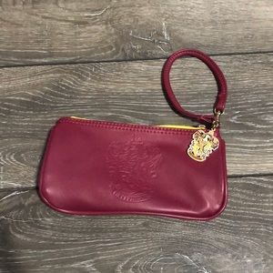 Harry Potter Gryffindor burgundy wristlet